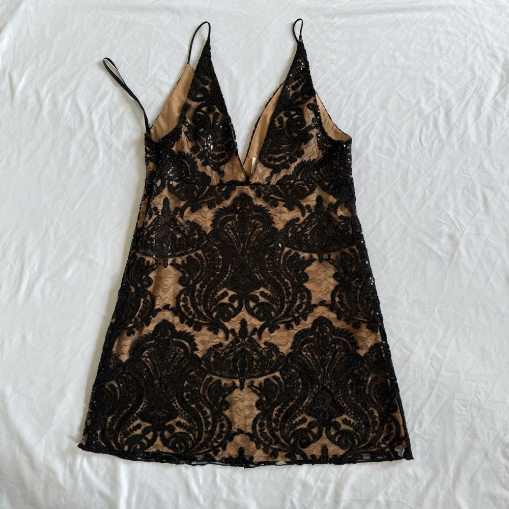 FREE PEOPLE  Black Sequin Dress with Beige Lining Size 6 - Picture 7 of 7